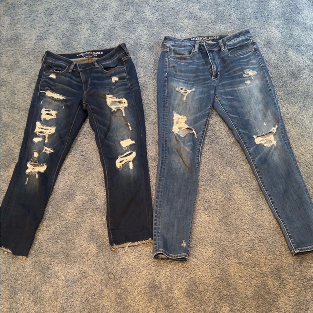 American Eagle Outfitters Women's Blue Distressed Jeans